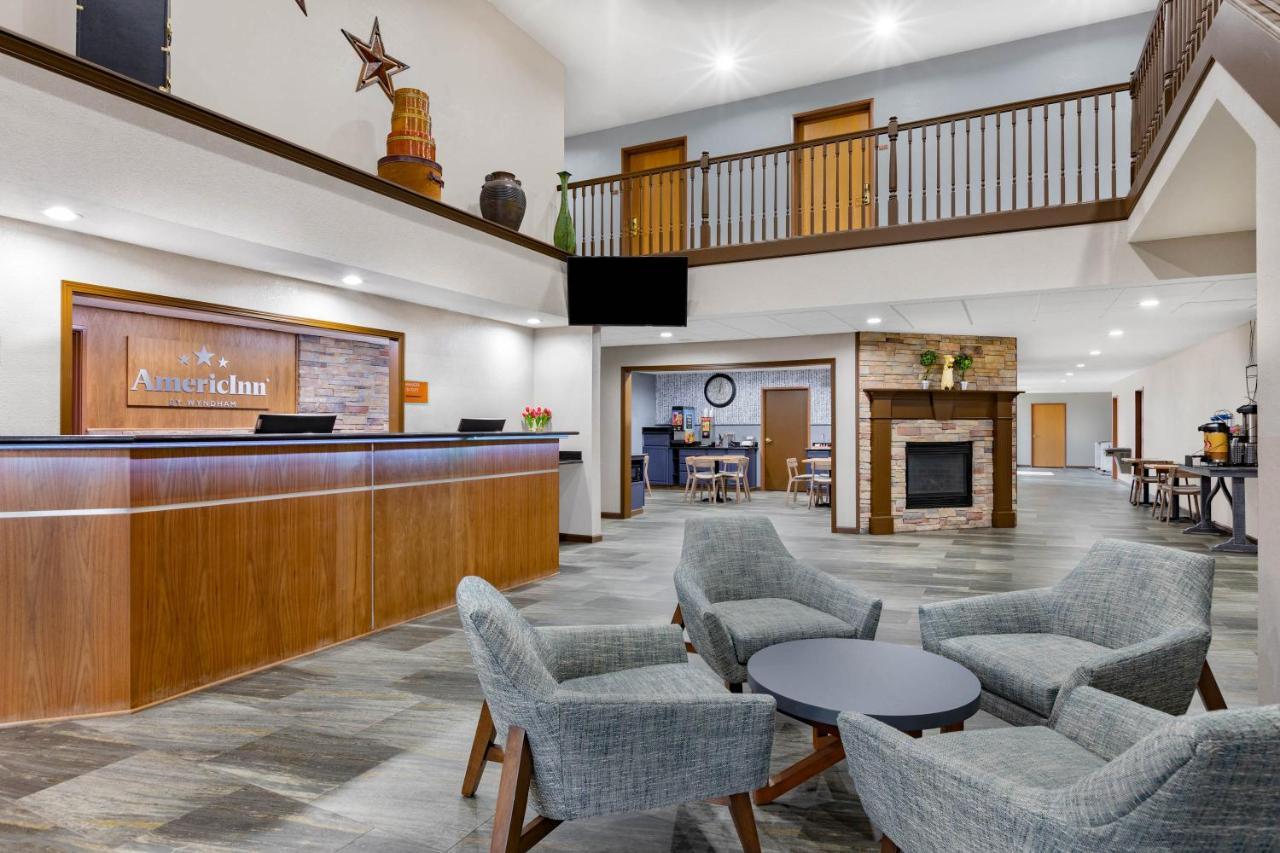 Americinn By Wyndham Pella Exterior photo